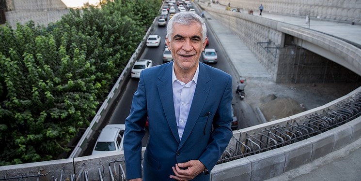 افشانی در مهلت قانونی شهرداری را ترک میکند افشانی در مهلت قانونی شهرداری را ترک میکند