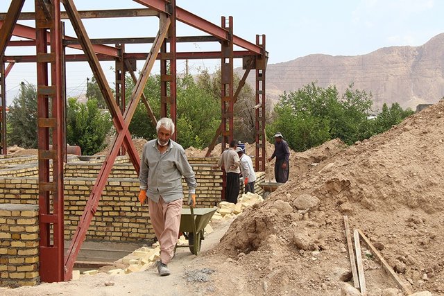 هیچ منابعی برای مسکن اجتماعی داده نشد هیچ منابعی برای مسکن اجتماعی داده نشد