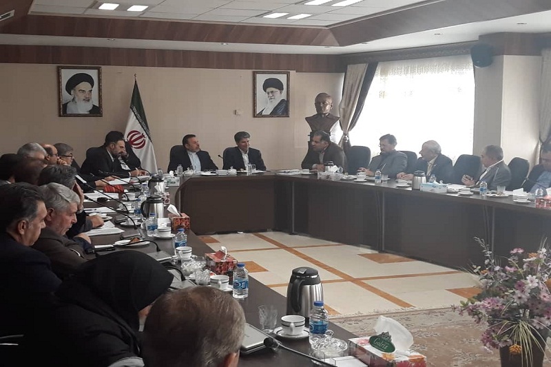 واعظی: ارز صادراتی باید به چرخه اقتصاد کشور بازگردد واعظی: ارز صادراتی باید به چرخه اقتصاد کشور بازگردد