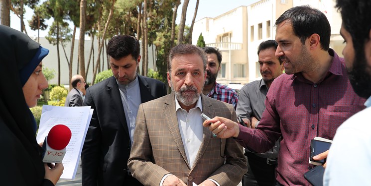 تکذیب خبر بازنشستگی واعظی و حاجی میرزایی تکذیب خبر بازنشستگی واعظی و حاجی میرزایی