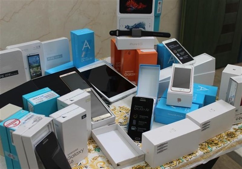 موبایلهای توقیفی هنوز به بازار عرضه نشدهاند موبایلهای توقیفی هنوز به بازار عرضه نشدهاند