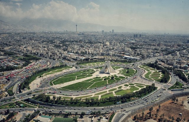 سالانه ۲۱۶ هزار نفر به جمعیت استان تهران افزوده میشود سالانه ۲۱۶ هزار نفر به جمعیت استان تهران افزوده میشود