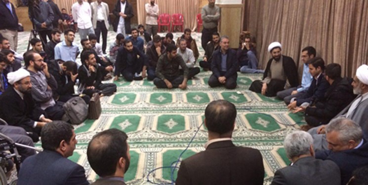 دیدار رئیس نهاد نمایندگی مقام معظم رهبری در دانشگاهها با دانشجویان دیدار رئیس نهاد نمایندگی مقام معظم رهبری در دانشگاهها با دانشجویان