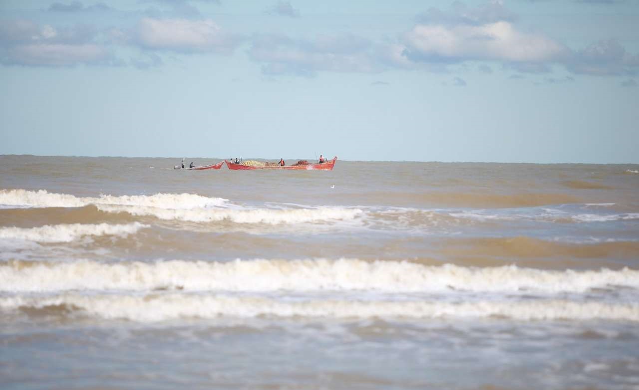 کاهش ۱۰درجه‌ای دمای هوا در گلستان؛ صیادان به خزر نروند