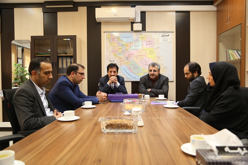 تقدیر و تجلیل از کارکنان مرکز آموزش و پژوهش بانک توسعه تعاون تقدیر و تجلیل از کارکنان مرکز آموزش و پژوهش بانک توسعه تعاون