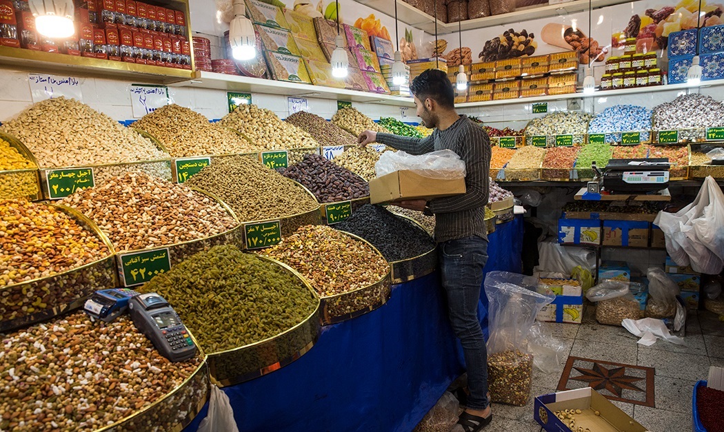 سرپیچی از عرضه آجیل یلدا با نرخ مصوب/ خشکبار فروشیهای پایتخت: آجیل با قیمت مصوب به ما نرسید! سرپیچی از عرضه آجیل یلدا با نرخ مصوب/ خشکبار فروشیهای پایتخت: آجیل با قیمت مصوب به ما نرسید!