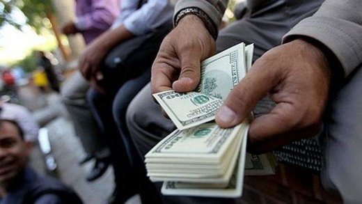 به دستور بانک مرکزی؛ مهمترین پاتوق دلالان ارز جمع شد به دستور بانک مرکزی؛ مهمترین پاتوق دلالان ارز جمع شد