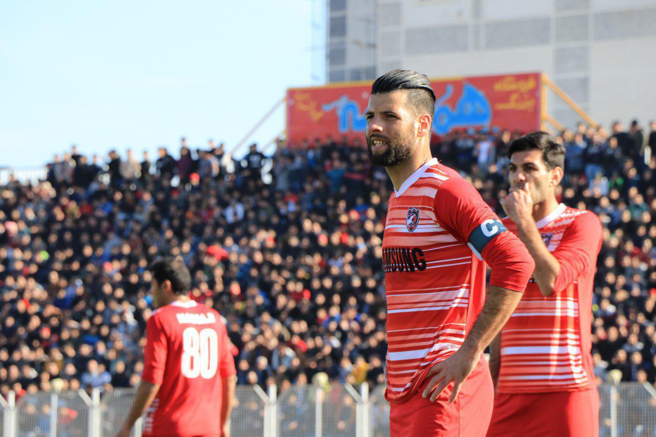 رد پای جادوگر در دربی شمالیها رد پای جادوگر در دربی شمالیها