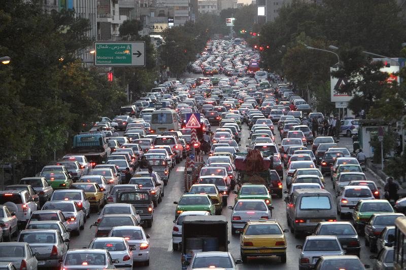 تاثیر سفر با خودروهای شخصی بر افزایش آلودگی هوا تاثیر سفر با خودروهای شخصی بر افزایش آلودگی هوا