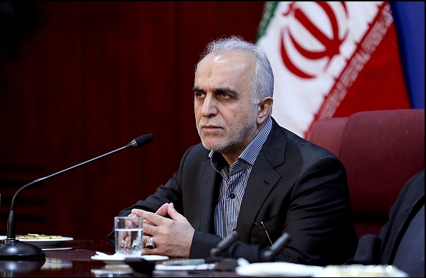 تشکیل تعاونیهای سهامی خاص برای خرید شرکتهای دولتی/ نقش دولت از عاملیت به سیاستگذاری، هدایت و نظارت تغییر کند تشکیل تعاونیهای سهامی خاص برای خرید شرکتهای دولتی/ نقش دولت از عاملیت به سیاستگذاری، هدایت و نظارت تغییر کند