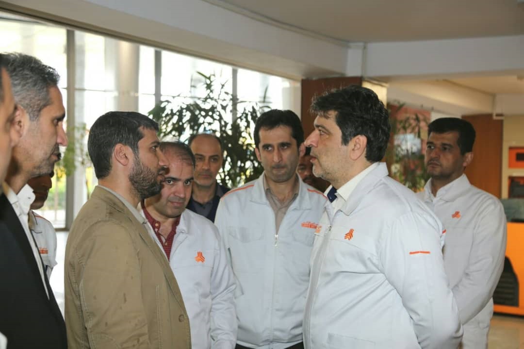 بازدید مدیرعامل سایپایدک از نحوه ارائه خدمات نوروزی در تعمیرگاههای مرکزی بازدید مدیرعامل سایپایدک از نحوه ارائه خدمات نوروزی در تعمیرگاههای مرکزی