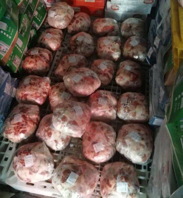 کشف و توقیف ۱۲تن گوشت فاسد در مشهد کشف و توقیف ۱۲تن گوشت فاسد در مشهد