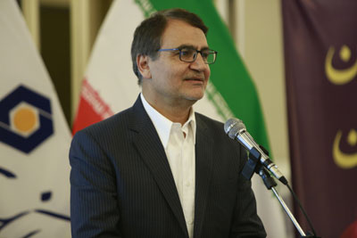 تاکید مدیرعامل بانک سینا بر حمایت از طرحهای تولیدی تاکید مدیرعامل بانک سینا بر حمایت از طرحهای تولیدی