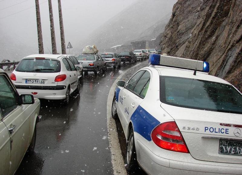 ترافیک پرحجم در جادههای منتهی به شمال ترافیک پرحجم در جادههای منتهی به شمال