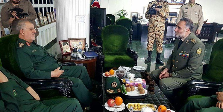 دیدار معنادار دو فرمانده سپاه و ارتش دیدار معنادار دو فرمانده سپاه و ارتش