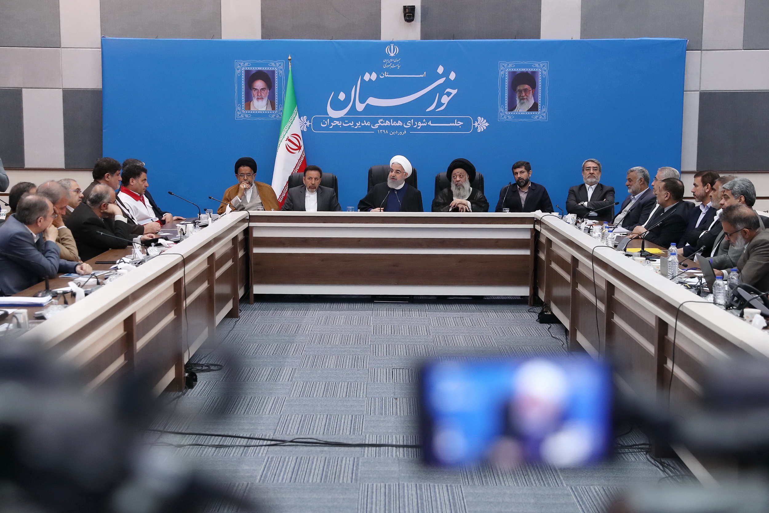 روحانی: آب سدها رها شود، خسارت کشاورزان را میپردازیم +فیلم روحانی: آب سدها رها شود، خسارت کشاورزان را میپردازیم +فیلم