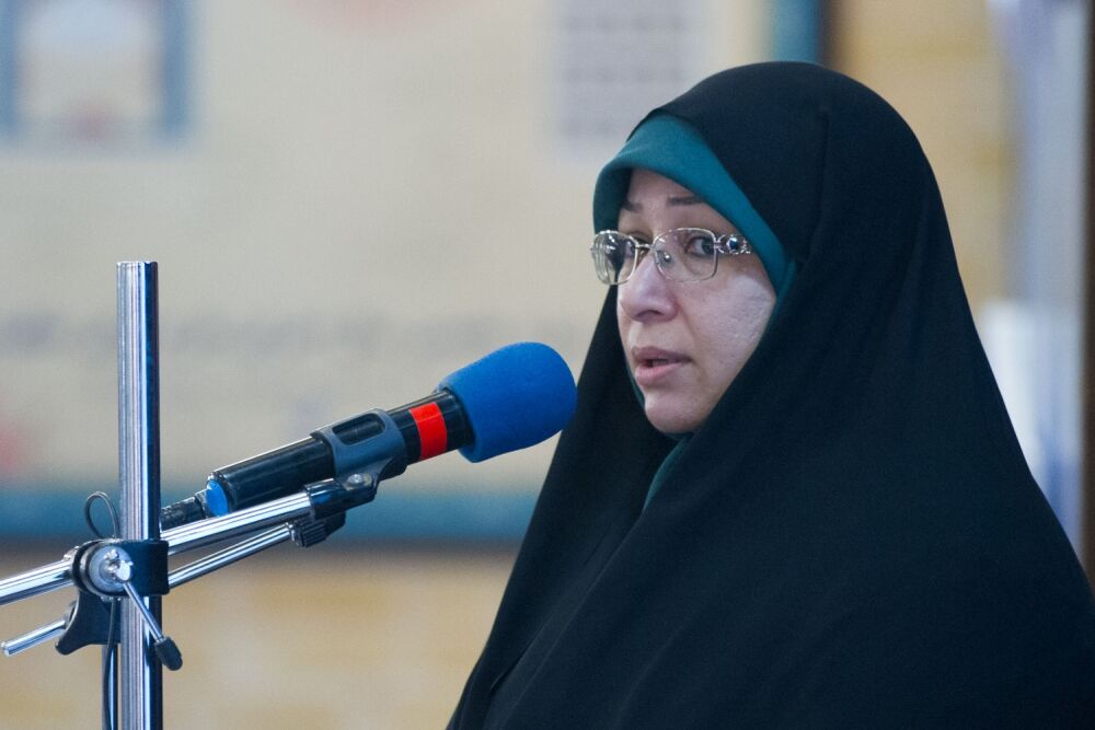۱۲زن در پست معاون استانداران سراسر کشور منصوب شدهاند ۱۲زن در پست معاون استانداران سراسر کشور منصوب شدهاند