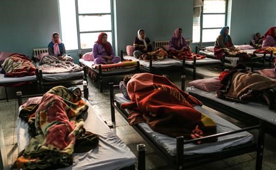 مکانیابی برای ایجاد ۵گرمخانه جنرال/ افزایش پذیرش زنان بیخانمان به ۱۰۰۰نفر مکانیابی برای ایجاد ۵گرمخانه جنرال/ افزایش پذیرش زنان بیخانمان به ۱۰۰۰نفر