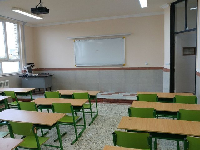 مدارس مشهد فردا تعطیل است