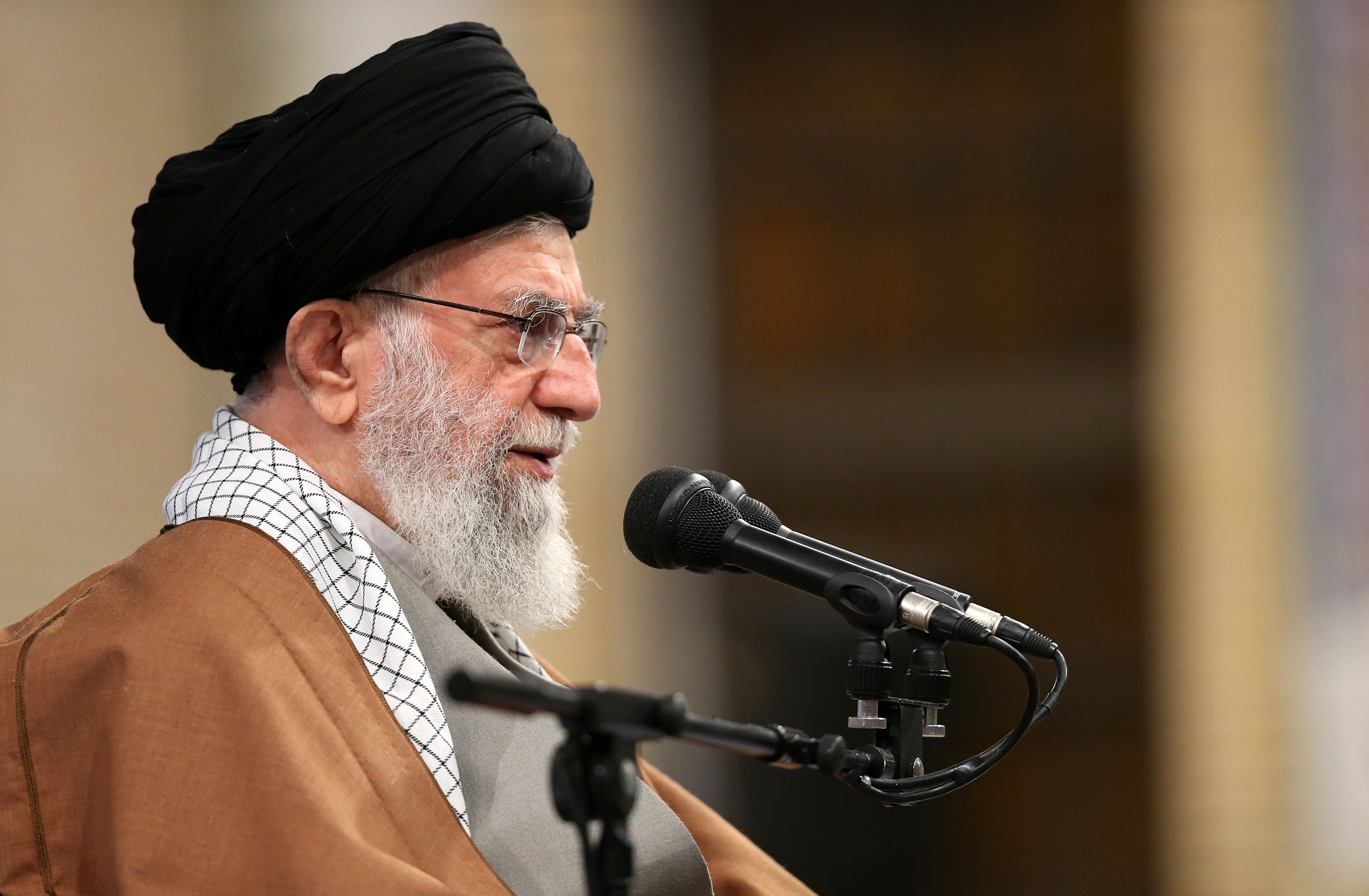 اولین سخنرانی عمومی رهبر انقلاب پس از شهادت حاج قاسم و آغاز انتقام سخت