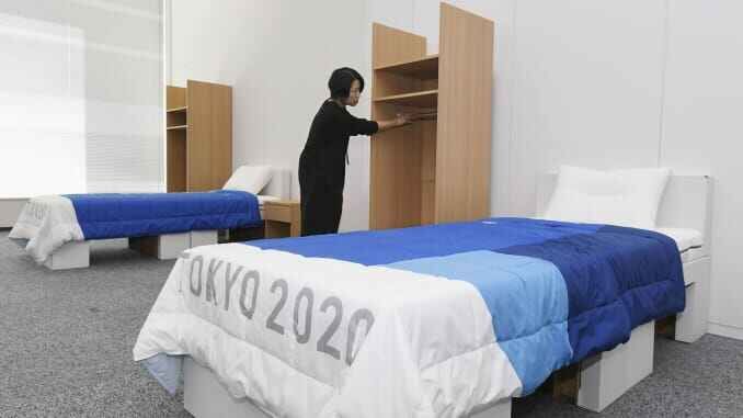 ورزشکاران در توکیو ۲۰۲۰ روی مقوا میخوابند ورزشکاران در توکیو ۲۰۲۰ روی مقوا میخوابند