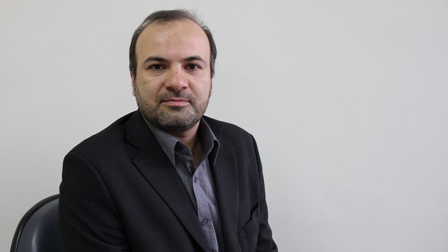 نباید رانت دولتی وارد حوزه اپلیکیشنها شود/ نرمافزارهای قدرتمند اجازه نفس کشیدن به سایر نرمافزارها نمیدهند! نباید رانت دولتی وارد حوزه اپلیکیشنها شود/ نرمافزارهای قدرتمند اجازه نفس کشیدن به سایر نرمافزارها نمیدهند!