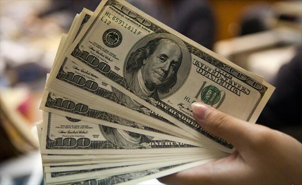 دلار تکان نخورد دلار تکان نخورد