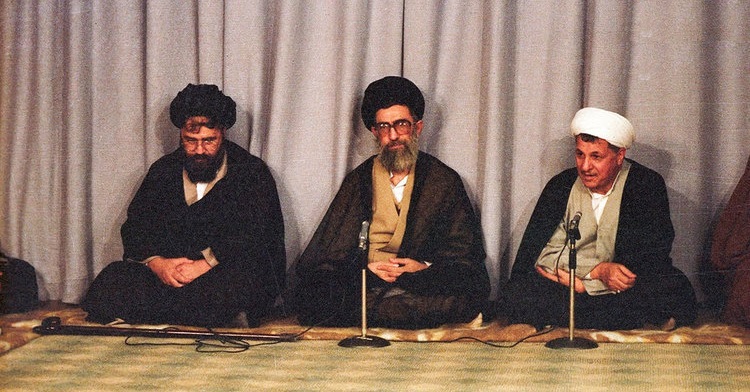شلیک به هاشمی رفسنجانی در حرم امامخمینی +عکس شلیک به هاشمی رفسنجانی در حرم امامخمینی +عکس