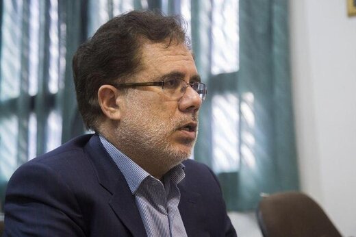 یکی از مشکلات کشور پافشاری بر تولید کالاهای فیزیکی است یکی از مشکلات کشور پافشاری بر تولید کالاهای فیزیکی است