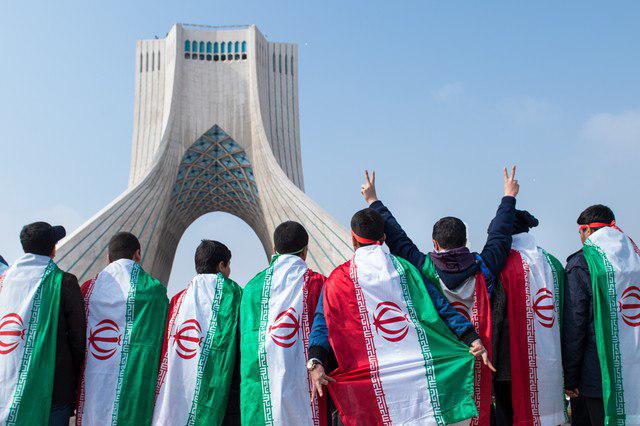 بازتاب راهپیمایی ۲۲بهمن در روزنامه دیلی صباح بازتاب راهپیمایی ۲۲بهمن در روزنامه دیلی صباح