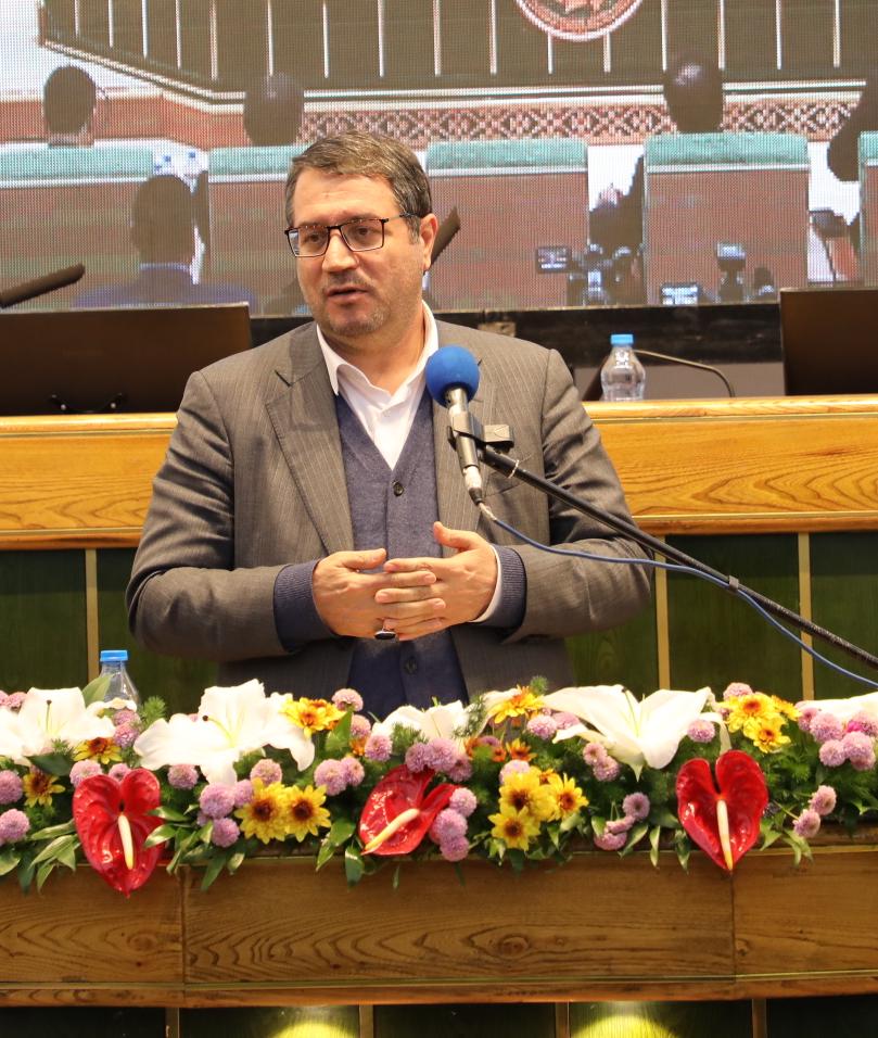 تقدیر از «مجتمع فولاد خراسان» به عنوان صادرکننده نمونه استان تقدیر از «مجتمع فولاد خراسان» به عنوان صادرکننده نمونه استان