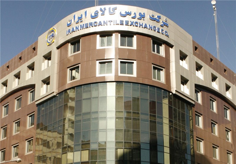 عرضه و تقاضا تعیینکننده قیمت در بورس کالا است/ بازار داخل و خارج بورس مکمل یکدیگرند عرضه و تقاضا تعیینکننده قیمت در بورس کالا است/ بازار داخل و خارج بورس مکمل یکدیگرند