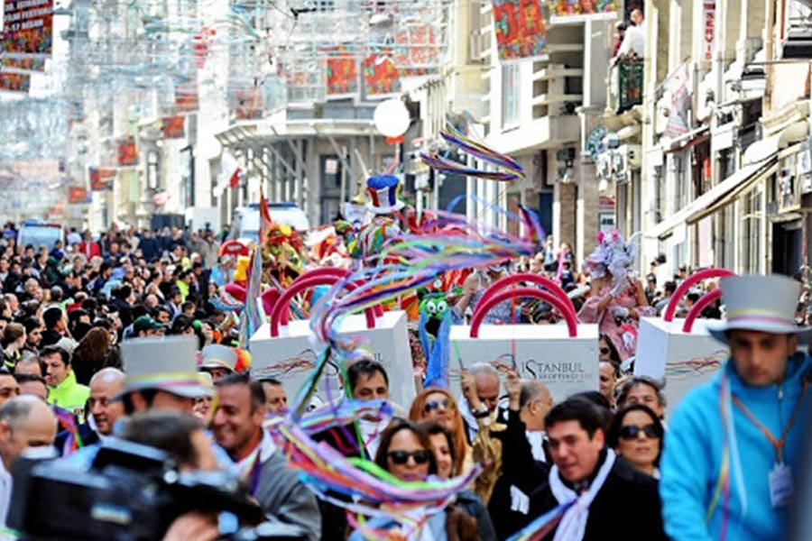 برگزاری فستیوال خرید ارزان در استانبول برگزاری فستیوال خرید ارزان در استانبول