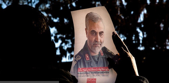 رسانه آمریکایی از پشت پرده ترور شهید سردار سلیمانی میگوید رسانه آمریکایی از پشت پرده ترور شهید سردار سلیمانی میگوید