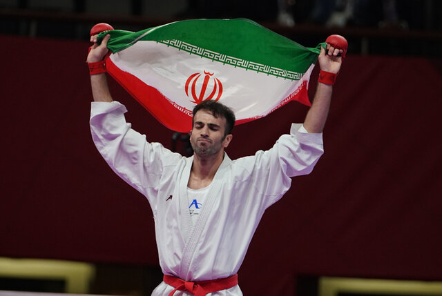 قهرمانی دو ایرانی در لیگ جهانی کاراته قهرمانی دو ایرانی در لیگ جهانی کاراته