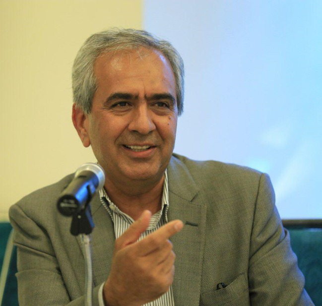 دولت از بازار معدن به اتاق فرمان برگردد/ خامفروشی، شتاب زیادی گرفته است دولت از بازار معدن به اتاق فرمان برگردد/ خامفروشی، شتاب زیادی گرفته است