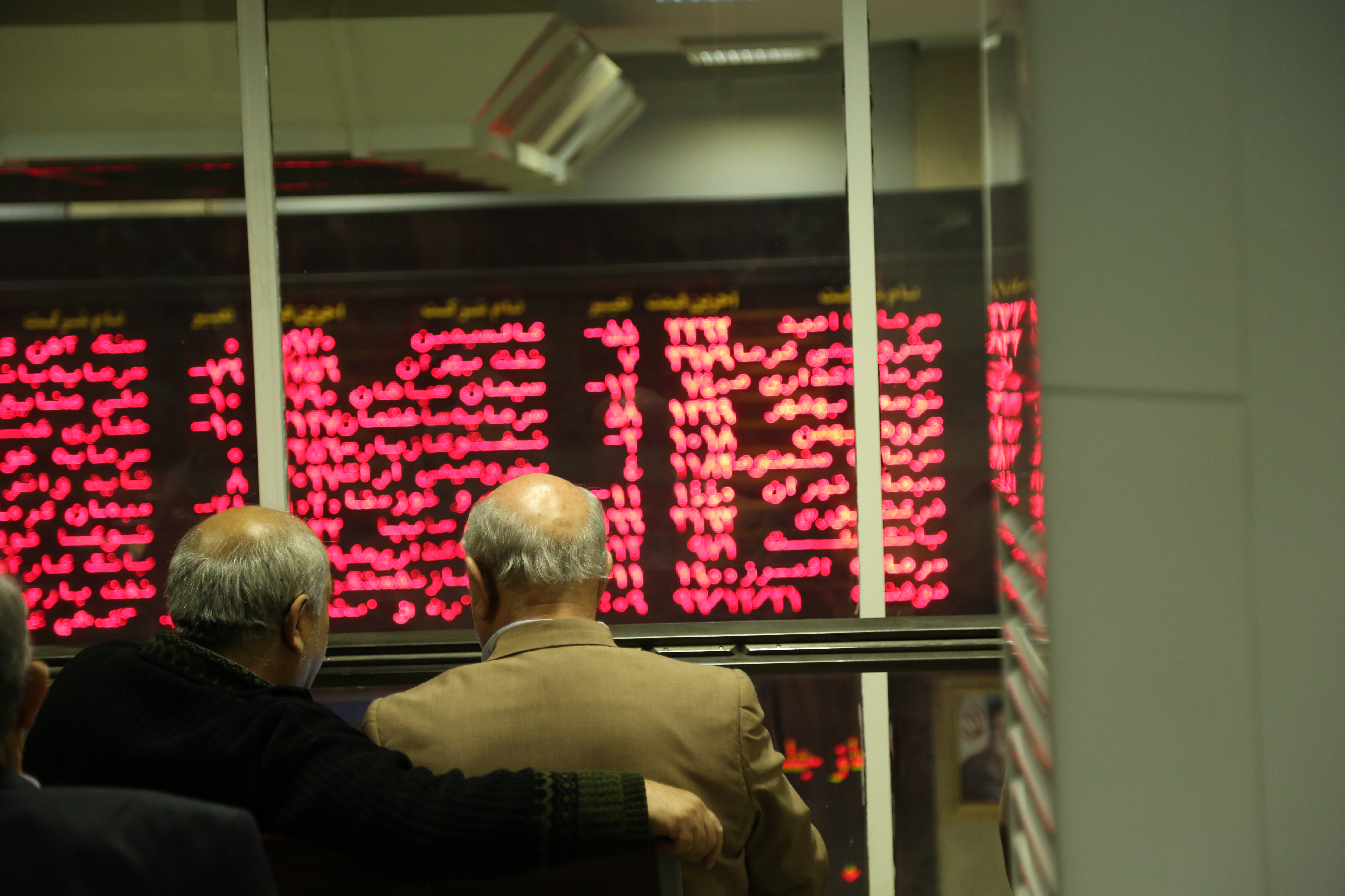 عرضه نخستین کارگزاری بورس، سال آینده در بازار سرمایه