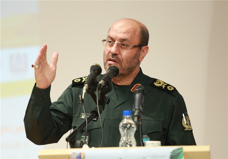 سردار دهقان: در هیچ شرایطی تن به ذلت مذاکره نمیدهیم سردار دهقان: در هیچ شرایطی تن به ذلت مذاکره نمیدهیم