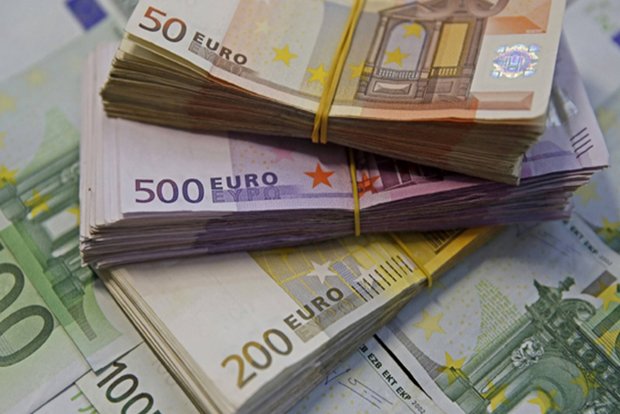 بازگشت بیش از 14میلیارد یورو ارز صادراتی در 11ماهه 98/ بالاترین نرخ نیما در بهمن ماه ثبت شد بازگشت بیش از 14میلیارد یورو ارز صادراتی در 11ماهه 98/ بالاترین نرخ نیما در بهمن ماه ثبت شد