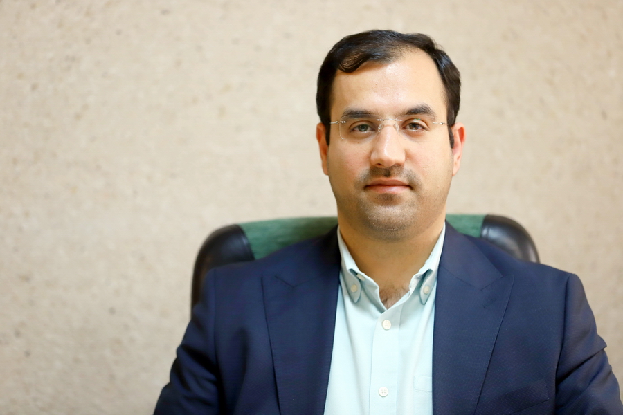 تاکسیها شخصا ملزم به ضدعفونی کردن سواری خود هستند/ پاسخ به حاشیه کرونا داشتن یا نداشتن شهردار منطقه13 تاکسیها شخصا ملزم به ضدعفونی کردن سواری خود هستند/ پاسخ به حاشیه کرونا داشتن یا نداشتن شهردار منطقه13