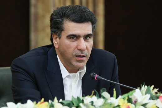 معزی: روحانی در دفتر خود حضور دارد معزی: روحانی در دفتر خود حضور دارد