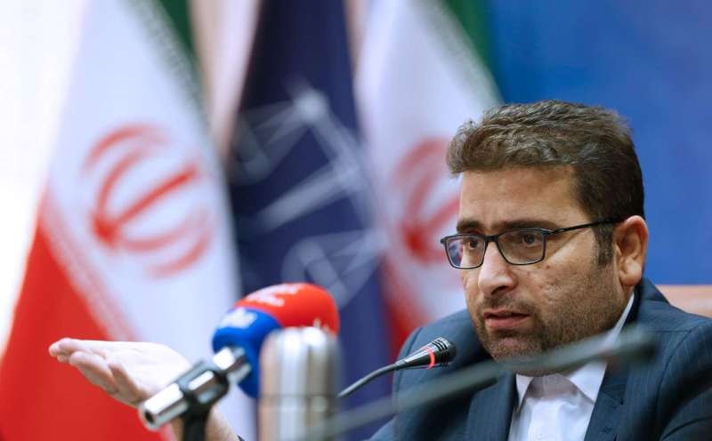کشف انبار ۳۰میلیونی دستکش در شهرری کشف انبار ۳۰میلیونی دستکش در شهرری