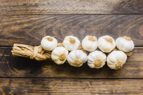 خوردن سیر خام مفیدتر است یا سیر پخته؟ خوردن سیر خام مفیدتر است یا سیر پخته؟