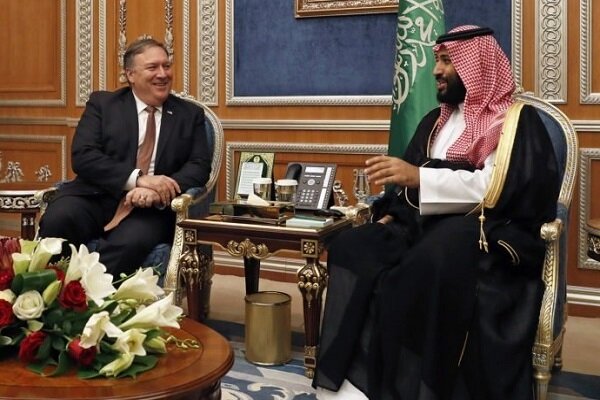 توضیحات وزارت خارجه آمریکا درباره دیدار «پمپئو» و «ملک سلمان» توضیحات وزارت خارجه آمریکا درباره دیدار «پمپئو» و «ملک سلمان»