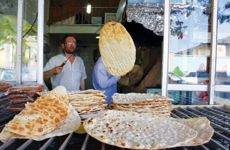نانوایىها تعطیل نمیشود/ مردم نگران کمبود نان نباشند نانوایىها تعطیل نمیشود/ مردم نگران کمبود نان نباشند