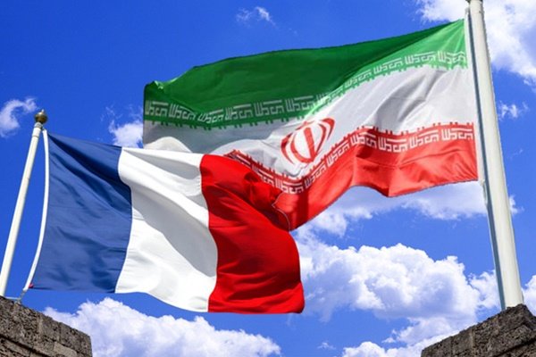 ارسال محموله کمکهای پزشکی فرانسه به ایران برای مقابله با کرونا ارسال محموله کمکهای پزشکی فرانسه به ایران برای مقابله با کرونا