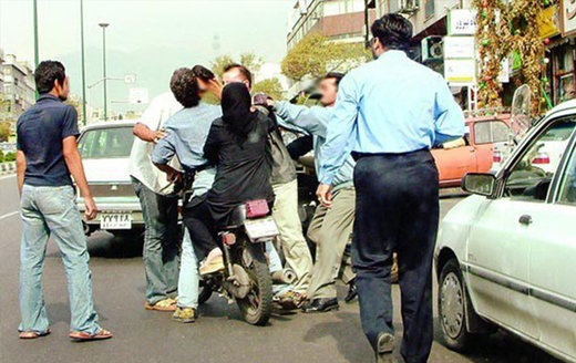 چاقوکشی و درگیریهای منجر به قتل در تهران سر جای پارک چاقوکشی و درگیریهای منجر به قتل در تهران سر جای پارک