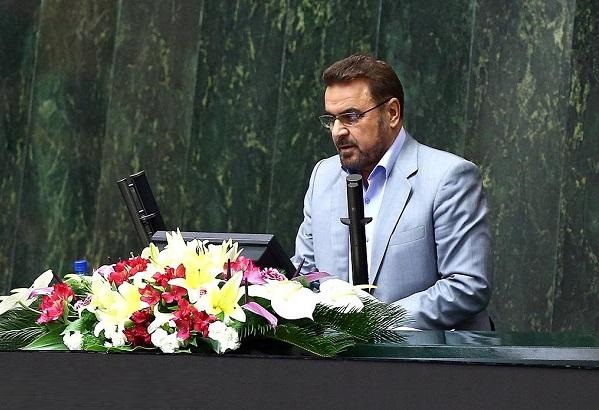 رحمانی جلوی رانت و فساد خودرو را گرفت و تولید را سه برابر کرد رحمانی جلوی رانت و فساد خودرو را گرفت و تولید را سه برابر کرد
