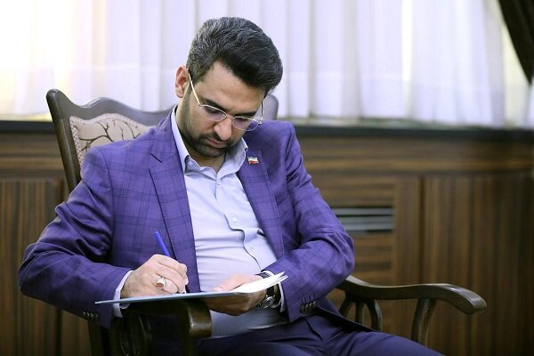 توصیه رهبر انقلاب به آذری جهرمی درباره شبکه ملی اطلاعات توصیه رهبر انقلاب به آذری جهرمی درباره شبکه ملی اطلاعات