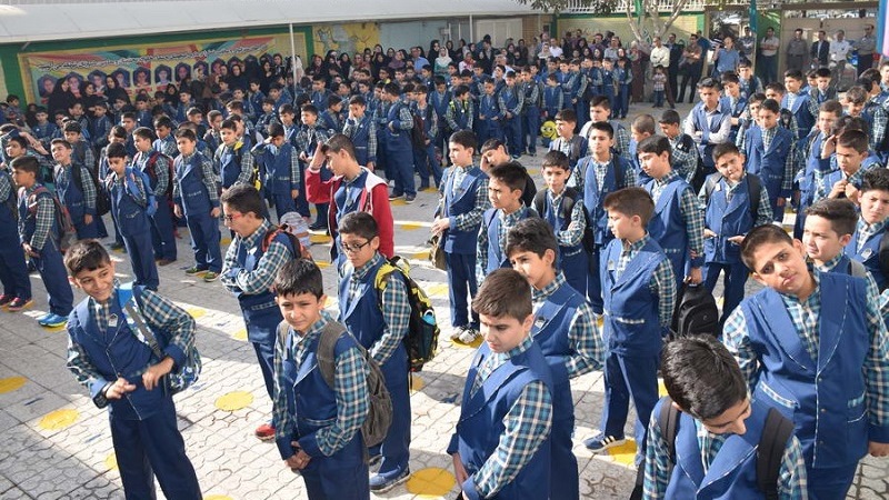 انتقاد از امنیتیکردن پخش آهنگ در مدارس انتقاد از امنیتیکردن پخش آهنگ در مدارس